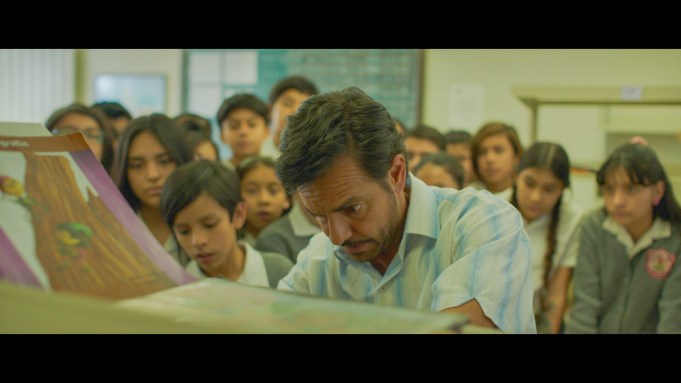 Radical starring Eugenio Derbez